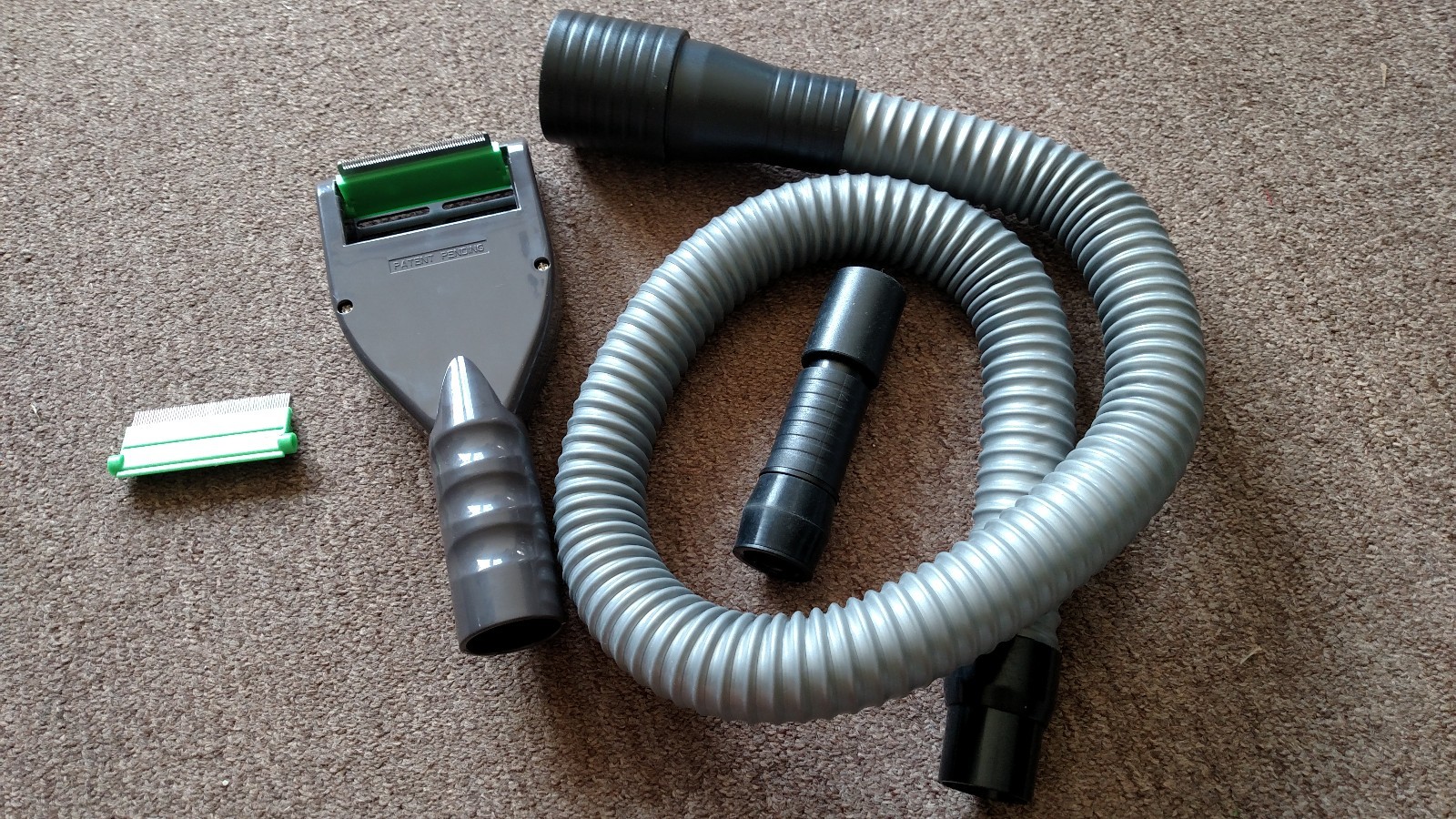 VACUUM vaccum CLEANER PET HAIR GROOMER ATTACHMENT DOG CAT BRUSH COMB