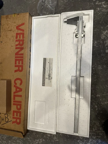 Mitutoyo 0-24" .001" Graduation Absolute Vernier Style Caliper