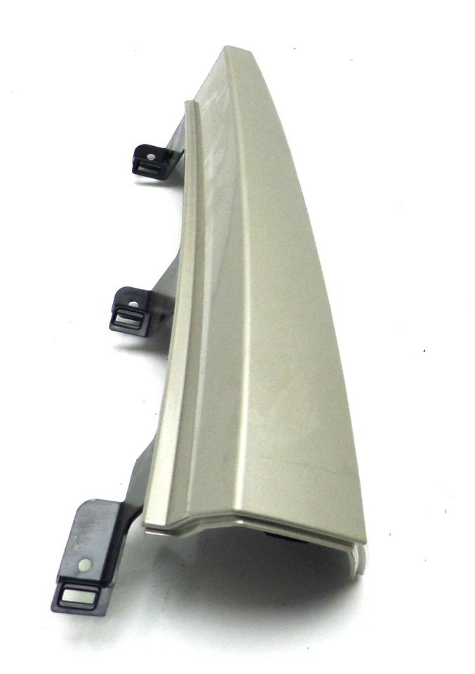 22914692 Moldura de pilar OEM Champagne derecha derecha derecha 2015-19 Tahoe Yukon Suburban Foto 4 de 4