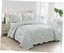 Multi Blue and Beige Floral Patchwork, 3-Piece Quilt Set Queen Blue White