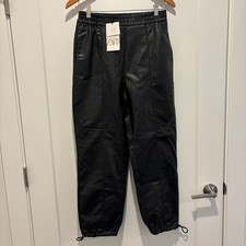 Pantalone jogger donna Zara nuovo con etichetta ecopelle nero elastico in vita coulisse piccolo