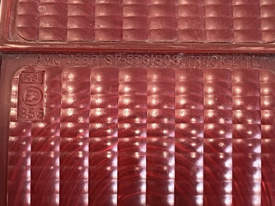 Jeep Grand Wagoneer 1988 luz trasera lámpara se adapta a ambos lados 5761508 Foto 3 de 4