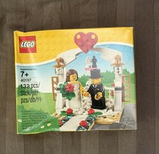 NEW Lego Vintage Wedding 40197 Bride Groom Cake Topper Favor Gift box damage
