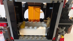 LEGO Nexo Knights: Jestro's Volcano Lair (70323) 99% Complete Set