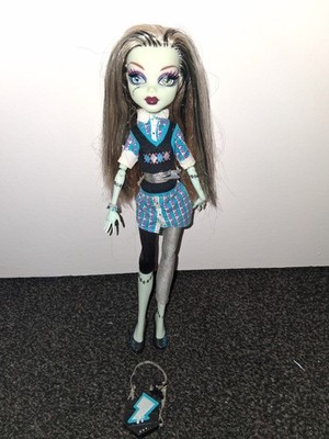 Monster High Frankie Stein Schools Out Doll