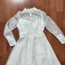 VTG Wedding Dress w/ Attachable Train and Veil by Bridal Originals Lace 60s/70s