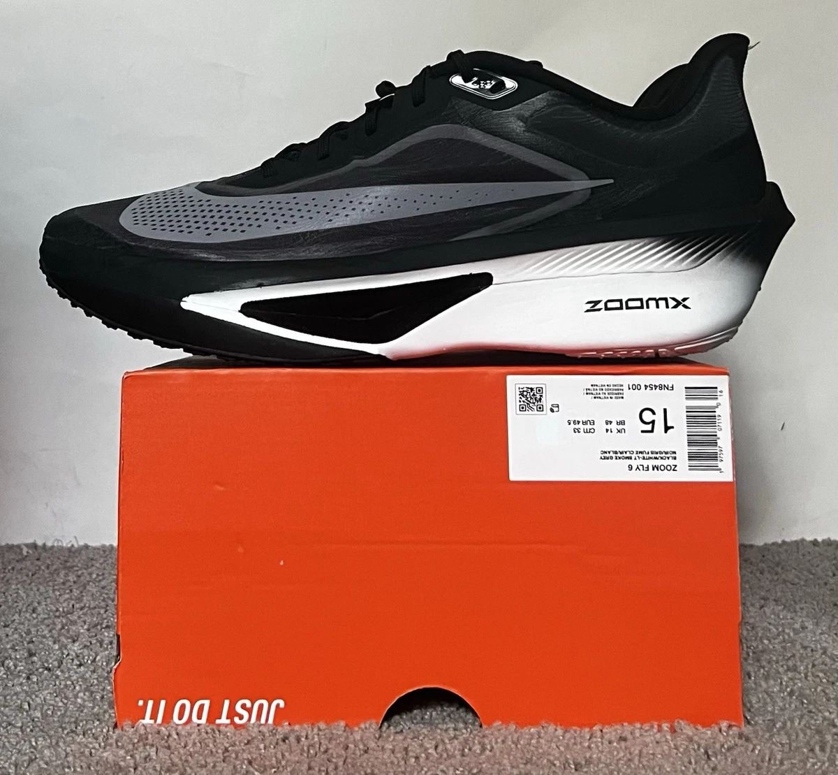 Preços baixos em Nike Zoom Fly Black White | eBay