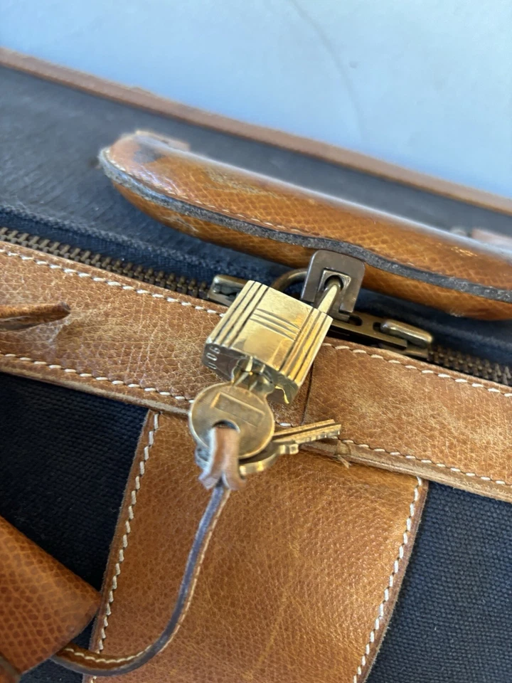 Vintage HERMES Canvas & Leather Suitcase w  Lock & Key Luggage 22” - Image 4 of 4
