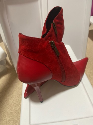 Anne Michelle Red Ankle Heel Boots Size US 7 - Picture 2 of 3