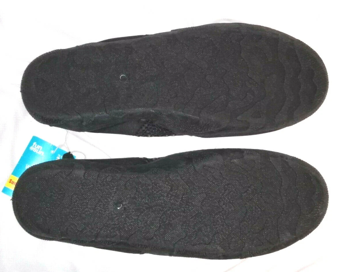 Men s Water Shoes Size 10 11 Black Neoprene Mesh CVS Fun in Sun NEW w Tags NWT