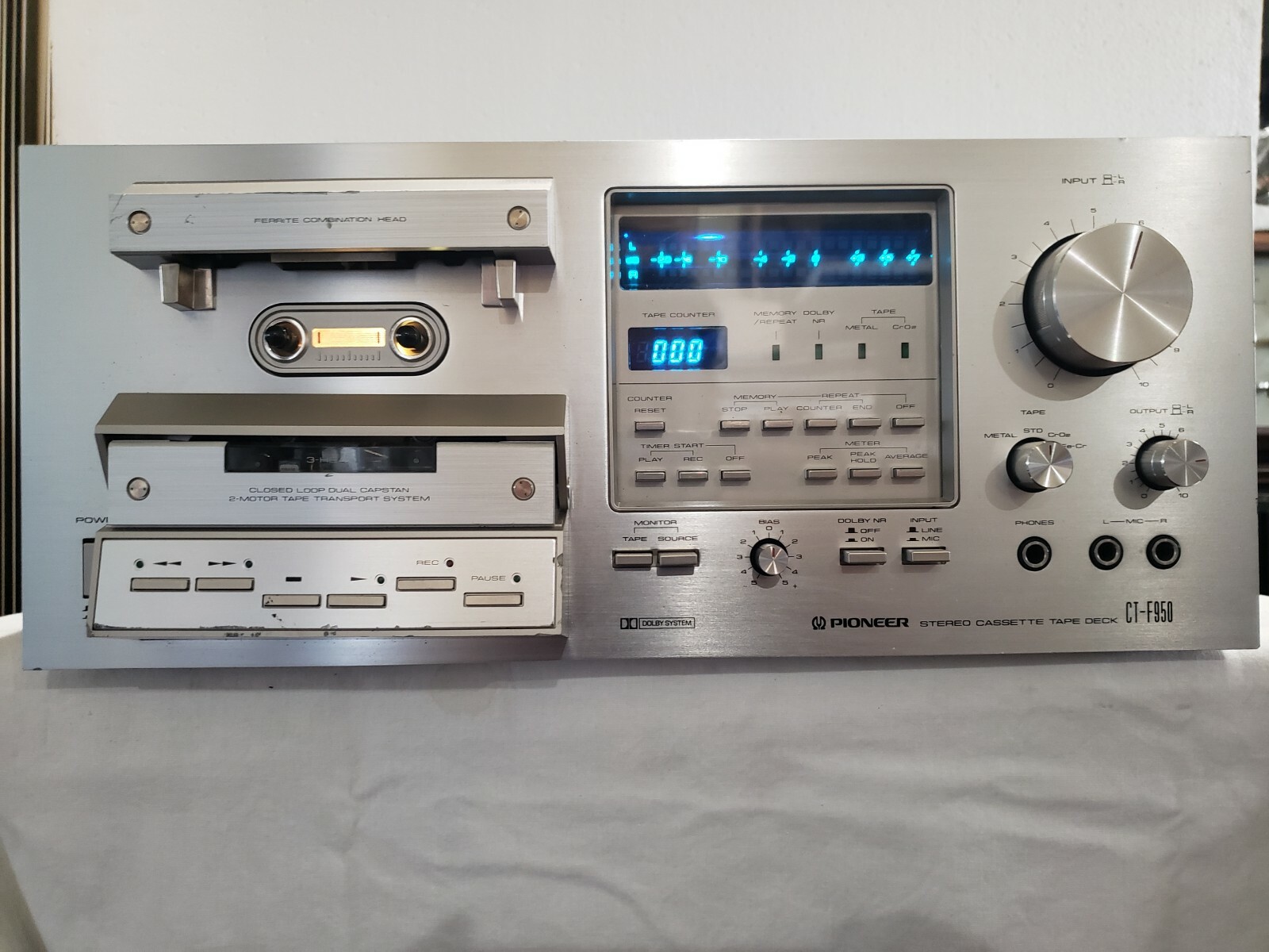 Vintage Pioneer CTF950 Stereo Cassette Deck in Good working condition