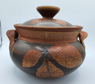 T. Jeffreys Todd Jeffreys Studio Pottery Danville PA Lidded Bowl
