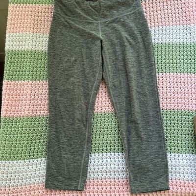 Women s New Balance Grey Size Large Easy Dry Leggings Cropped