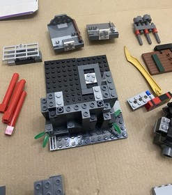 LEGO NINJAGO: Battle for Ninjago City (70728) Incomplete