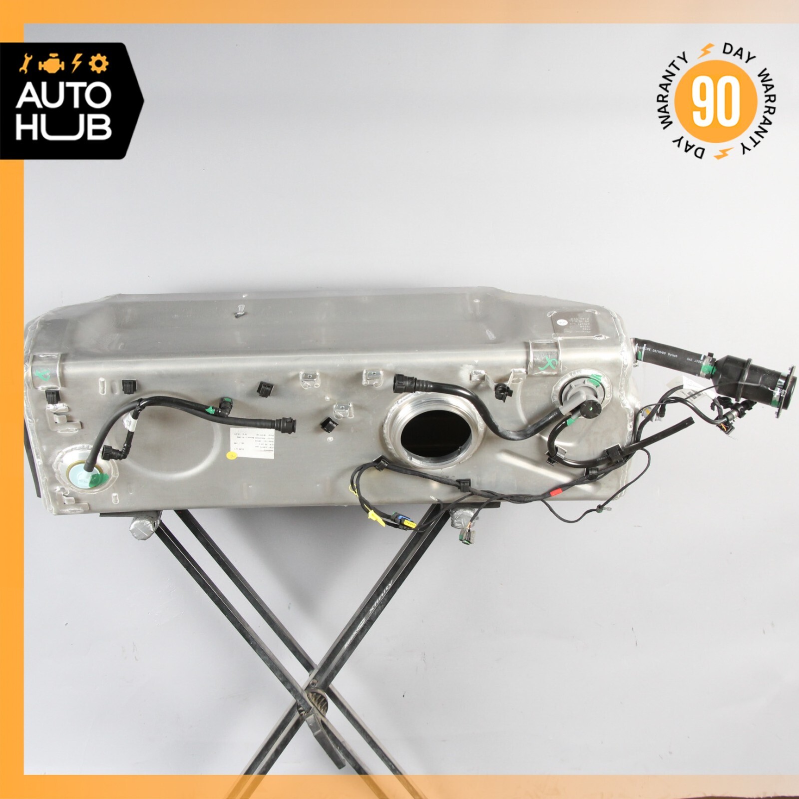 06-13 Maserati Quattroporte S GT S M139 Gas Fuel Tank Reservoir Assembly OEM 61k