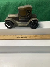 VINTAGE METAL COIN CAR BANK 1915 (TJT521)