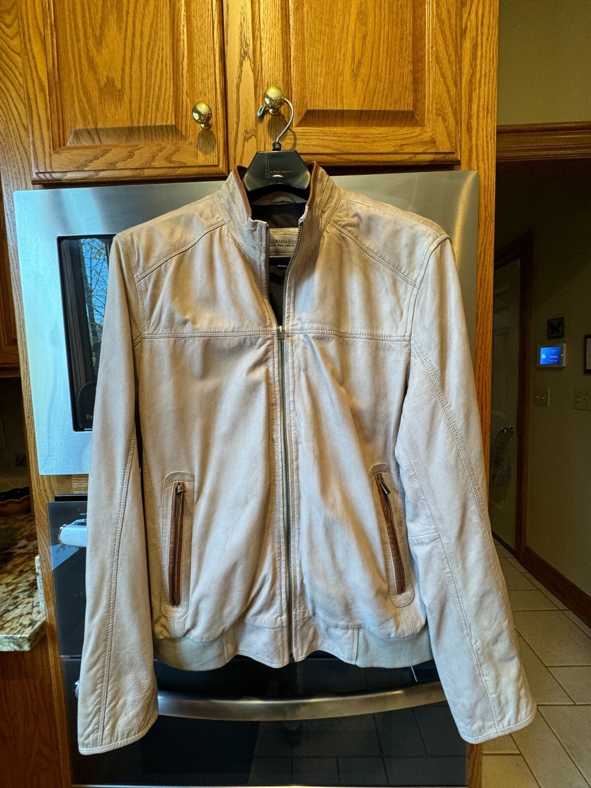 Picture 1 of 6