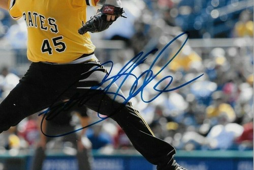 Autographed Pittsburgh Pirates Gerrit Cole 8x10 Photo Original - Picture 2 of 2