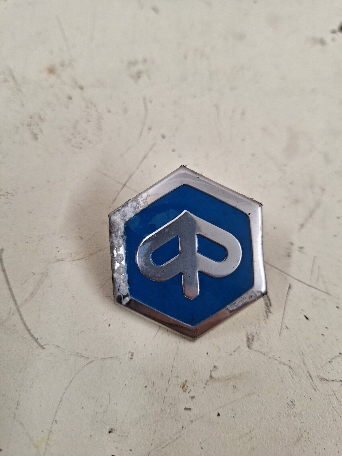 Picture 1 of 3