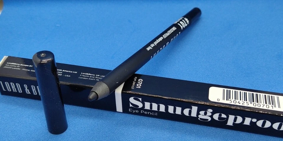 Lápiz delineador de ojos Lord & Berry a prueba de manchas #0701 en negro 0,035 oz nuevo en caja Foto 2 de 4