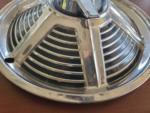 1965 14" Ford Mustang Hub Cap With Knock Off Spinner Original NICE USED - Picture 6 of 8