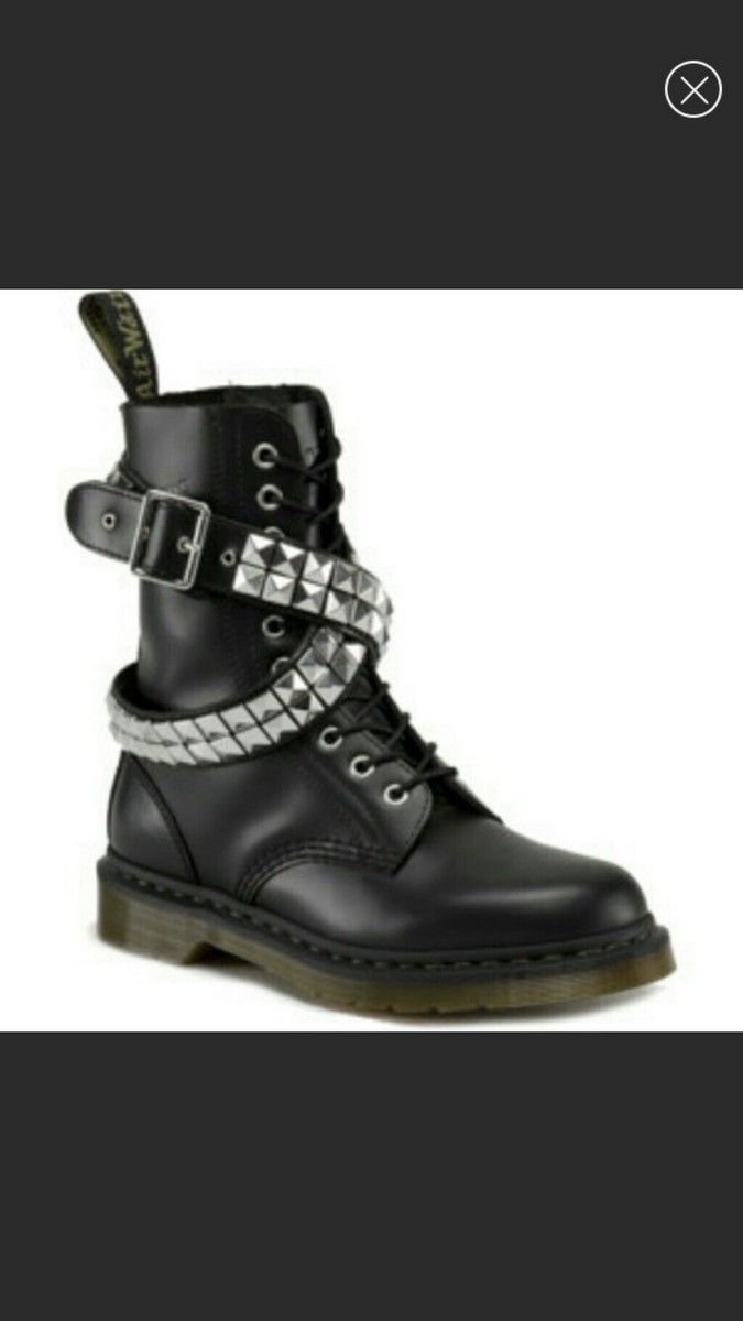 dr. martens X izzue Limited Edition 2011 Size 7 Doc Martens