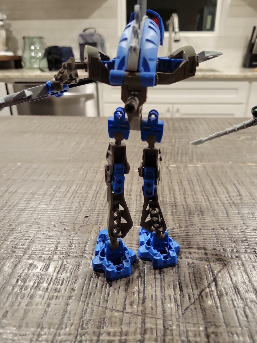 Lego Bionicle Complete GUURAHK Rahkshi 8590 & Incomplete Toa Matau