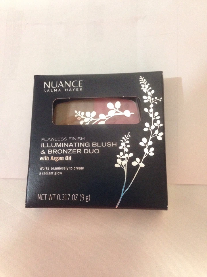 Rubor y bronceador iluminador Nuance acabado impecable dúo rosa dorado 550 Foto 4 de 4