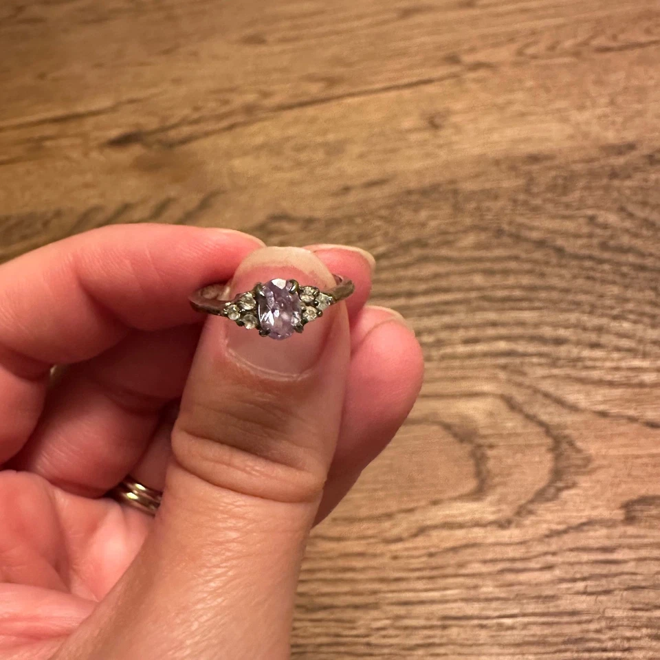 复古 925 纯银戒指 带椭圆形紫色宝石和水钻 尺寸 6.5 — 第 2/4 张图片