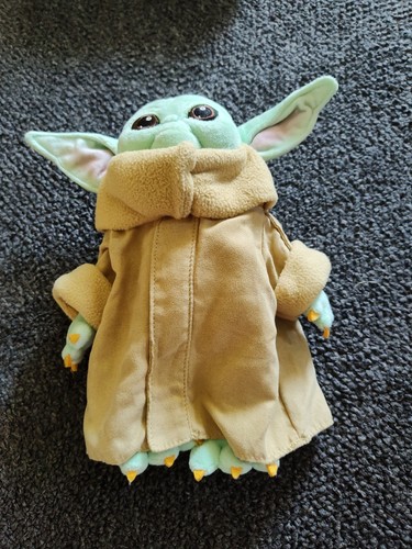 Baby Yoda Plush Grogu Star Wars The Mandalorian Force Awakens 10” Disney Stuffed - Picture 2 of 8
