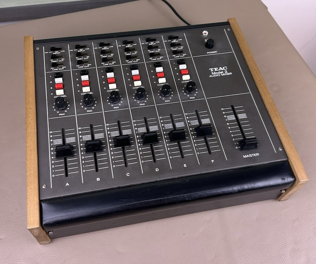 TEAC Model 2 アナログミキサー 現状品 TEAC MODEL 2 AUDIO MIXER | eBay