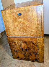Vintage Art Deco Walnut Drinks Cabinet/Cocktail Bar–Rising Top & Mirror Interior