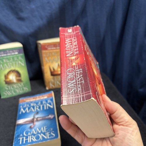 Game Of Thrones 4 Books ~ A Feast For Crows/Clash Of Kings/Storm of Swords Y4 - Picture 3 of 18