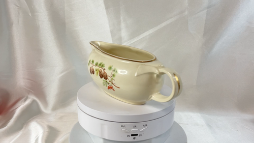 VINTAGE TAYLOR SMITH TAYLOR # 1142 GRAVY BOAT - Video 1 of 1