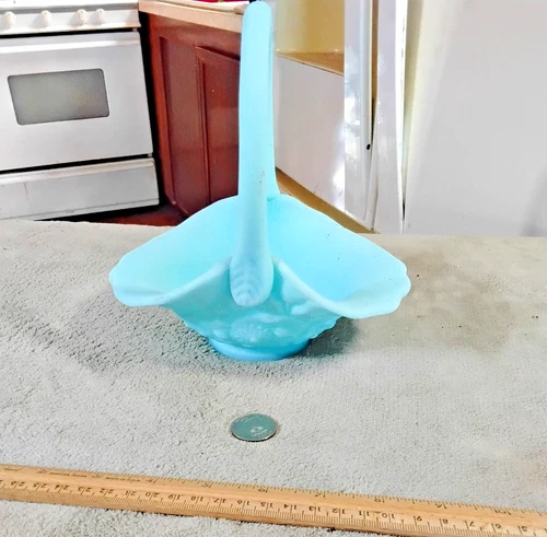 Fenton blue satin water lily basket, no reserve,$7.50 shipping