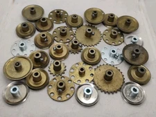 Gilbert Erector Set Lot of 30 Gears & Pulleys Brass Plated Steel 