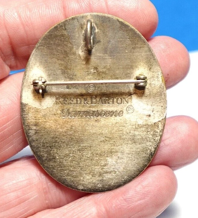 COMBO COLGANTE PRENDEDOR REINA NEFERTITI CAÑA Y BARTÓN DAMASCENO Foto 2 de 3