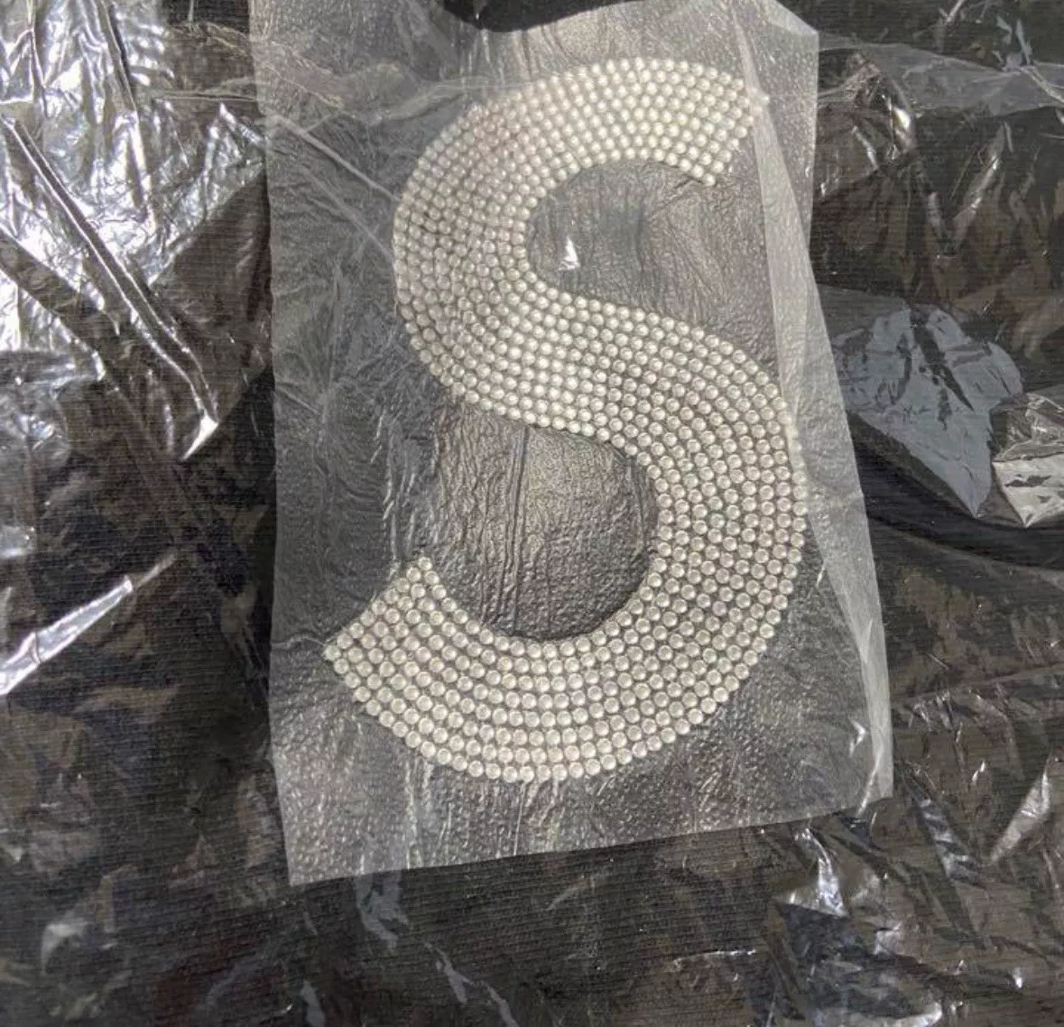 SUPREME SWAROVSKI S LOGO NOIR MEDIUM SS21 SWEAT À CAPUCHE PRÊT À EXPÉDIER NEUF
