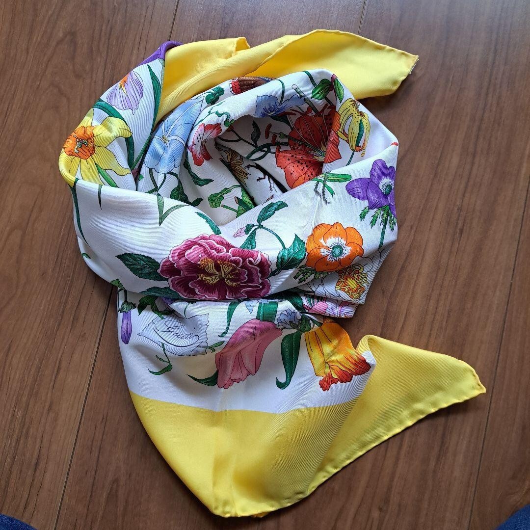 Gucci V.ACCORNERO Large Scarf Silk 87cm Floral Flower