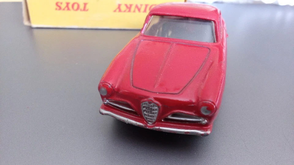 DINKY TOYS(France): ALFA ROMEO 1900 SUPER SPRINT - 24 J - Originale. - Photo 2/4