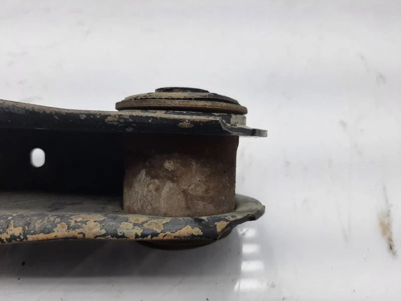 Brazo de control inferior trasero 5,3 L para Chevrolet Avalanche 1500 15286145 Foto 3 de 4