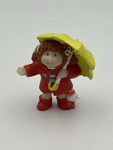 Vintage 1984 Cabbage Patch Kid Doll Mini Figure PVC Figurine Rainy Day Girl 2.5"