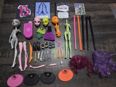 Monster High G1 Doll Lot ORIGINAL First Wave Accessories 