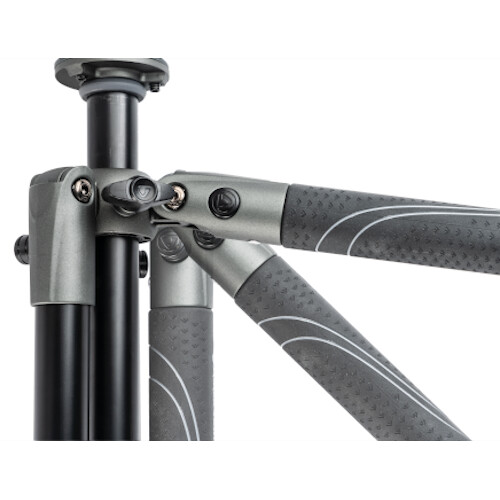 Vanguard VEO 2 Pro 233APV Aluminum Tripod with VEO 2 PH-38 3-Way Pan/Tilt Head - Picture 8 of 11