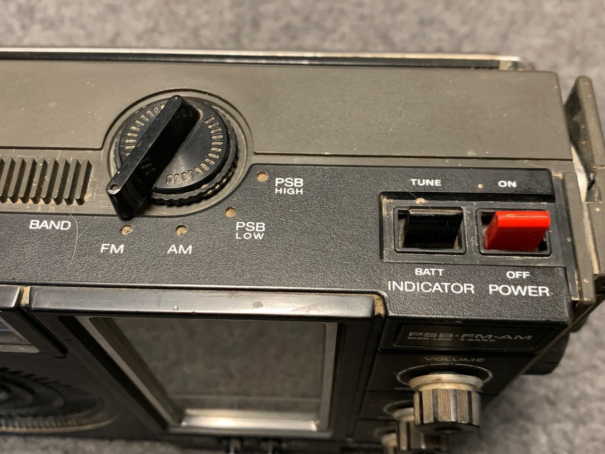 Vintage Panasonic RF-940 FM AM PSB High Low 4 Band Radio Vintage Panasonic RF-940 FM AM PSB High Low 4 Band Radio