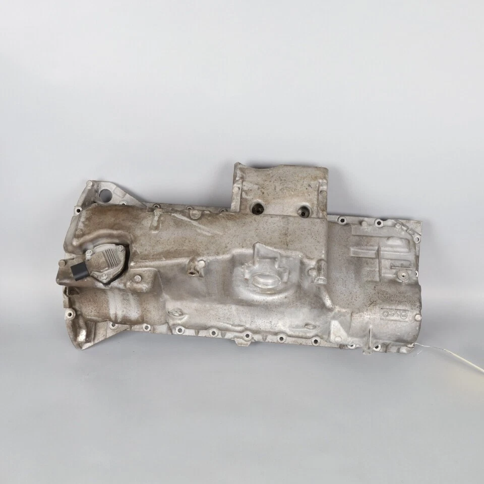 2001-2005 BMW 325xi 330xi / 2004-2006 X3 Engine Oil Pan 11137519432 OEM Used - Image 2 of 4