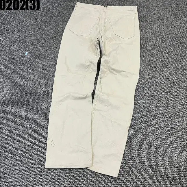 Levi's Men's L Fit Pants Light Used thumbnail 9