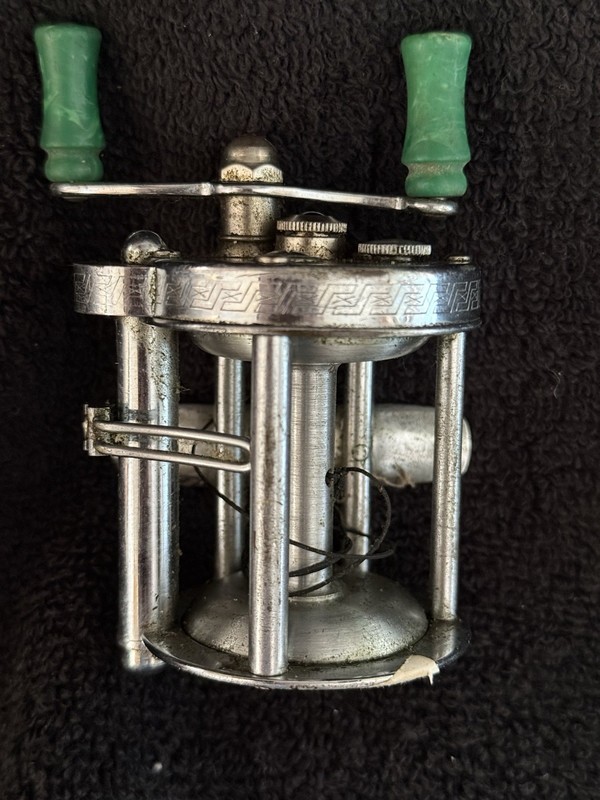 Vintage Pflueger Akron No. 1893 Bait Casting Reel Made in the USA