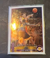 2003-04 Topps Chrome #142 Luke Walton Rookie Card. rookie card picture