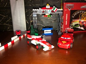 LEGO 8426 Disney Cars 2 Escape at Sea 100% Complete Set & EXTRA LEGO CARS Items!